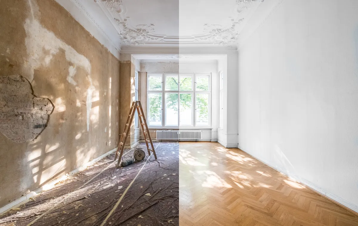 Belys Bau GmbH - Bauunternehmen - Wohnungsrenovierung - leerer Raum vor und nach der Sanierung oder Restaurierung